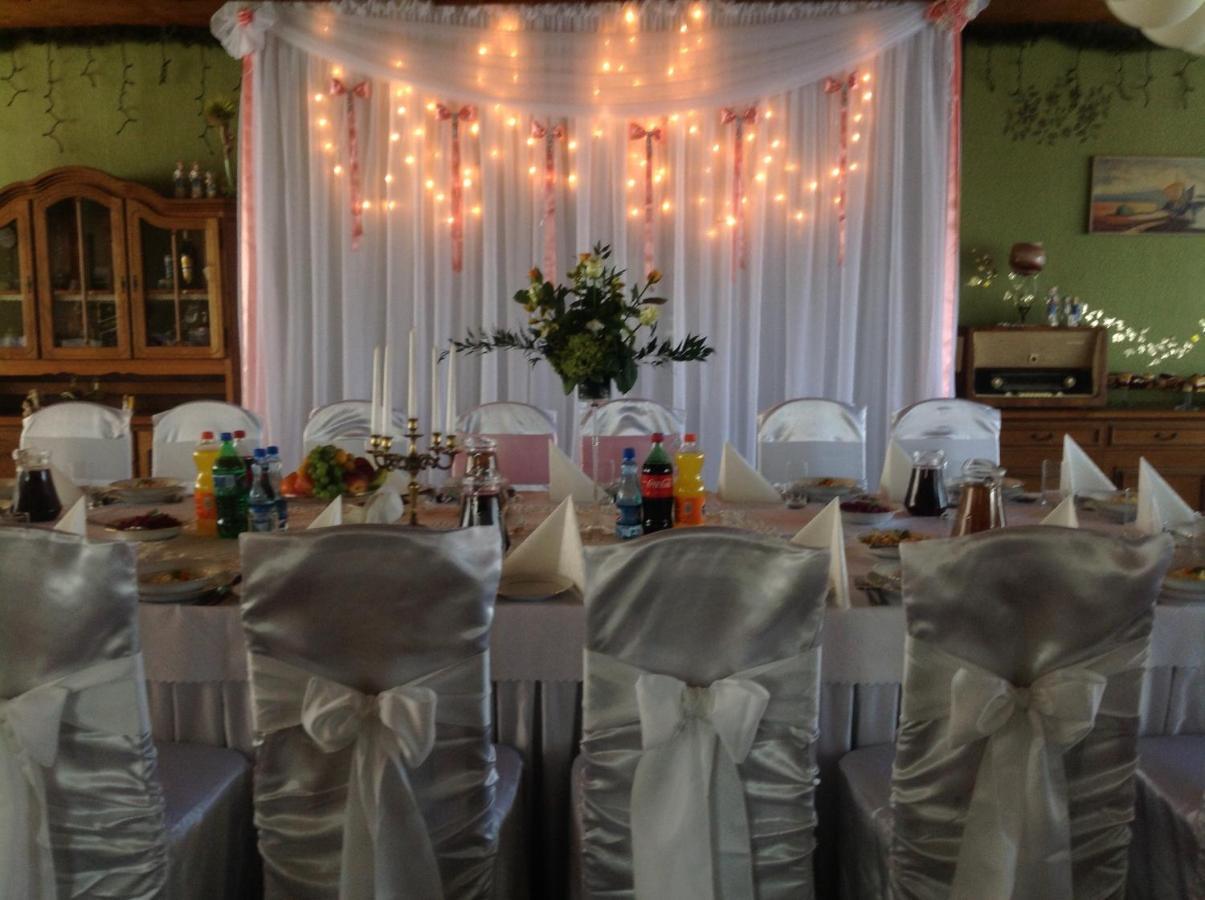 Zajazd Grodek Bujak Robert Naclegi I Restauracja Grodkow  ภายนอก รูปภาพ
