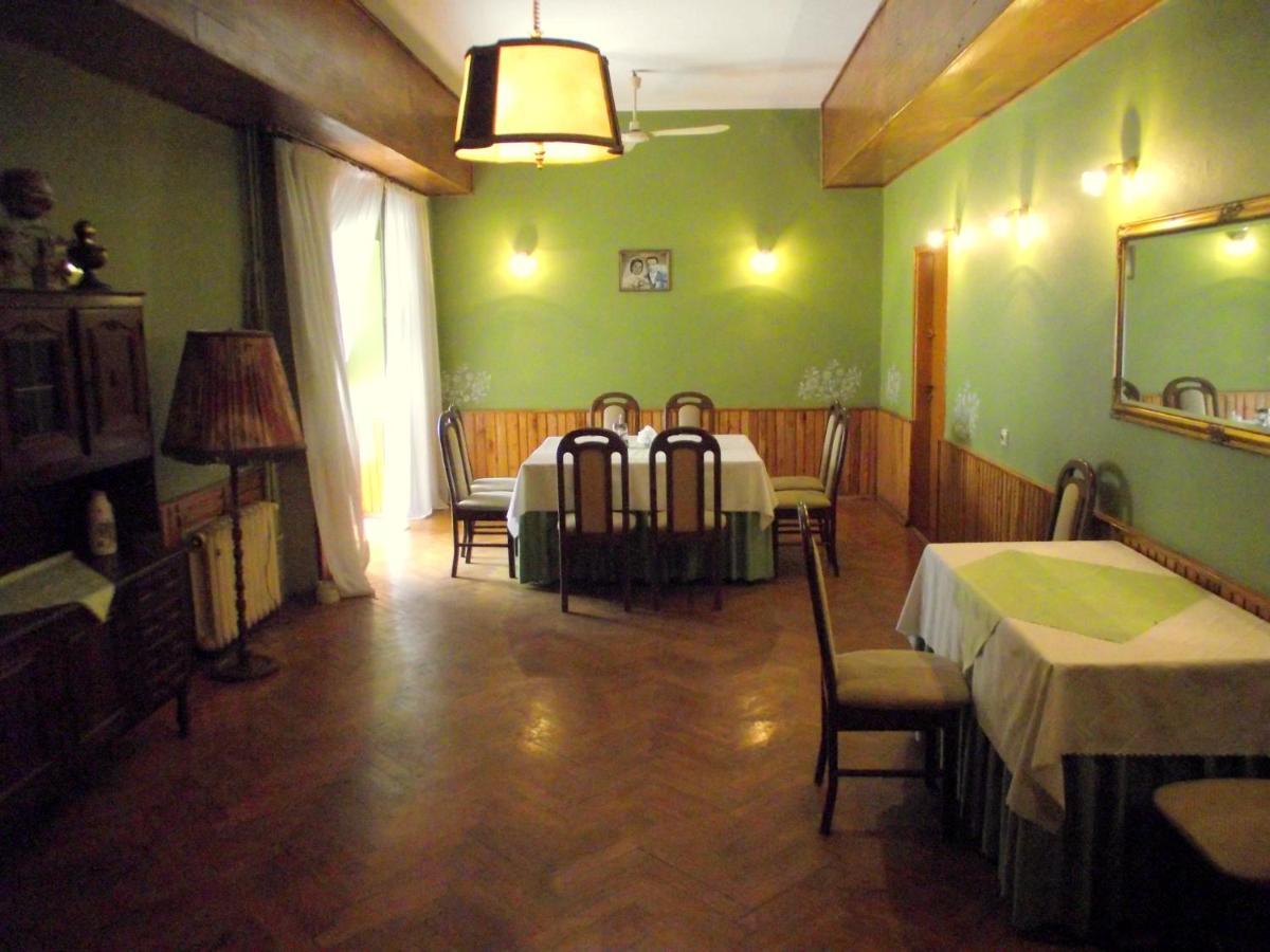 Zajazd Grodek Bujak Robert Naclegi I Restauracja Grodkow  ภายนอก รูปภาพ