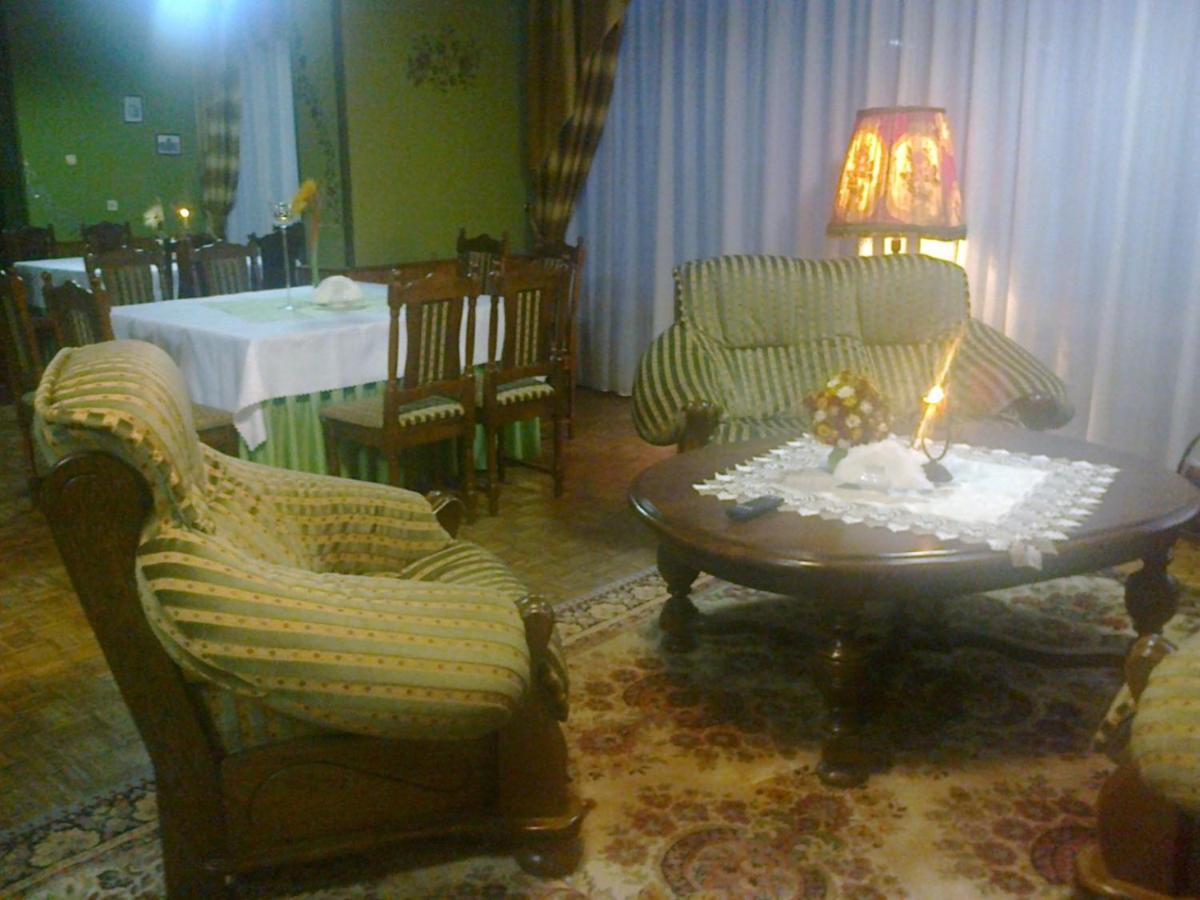 Zajazd Grodek Bujak Robert Naclegi I Restauracja Grodkow  ภายนอก รูปภาพ