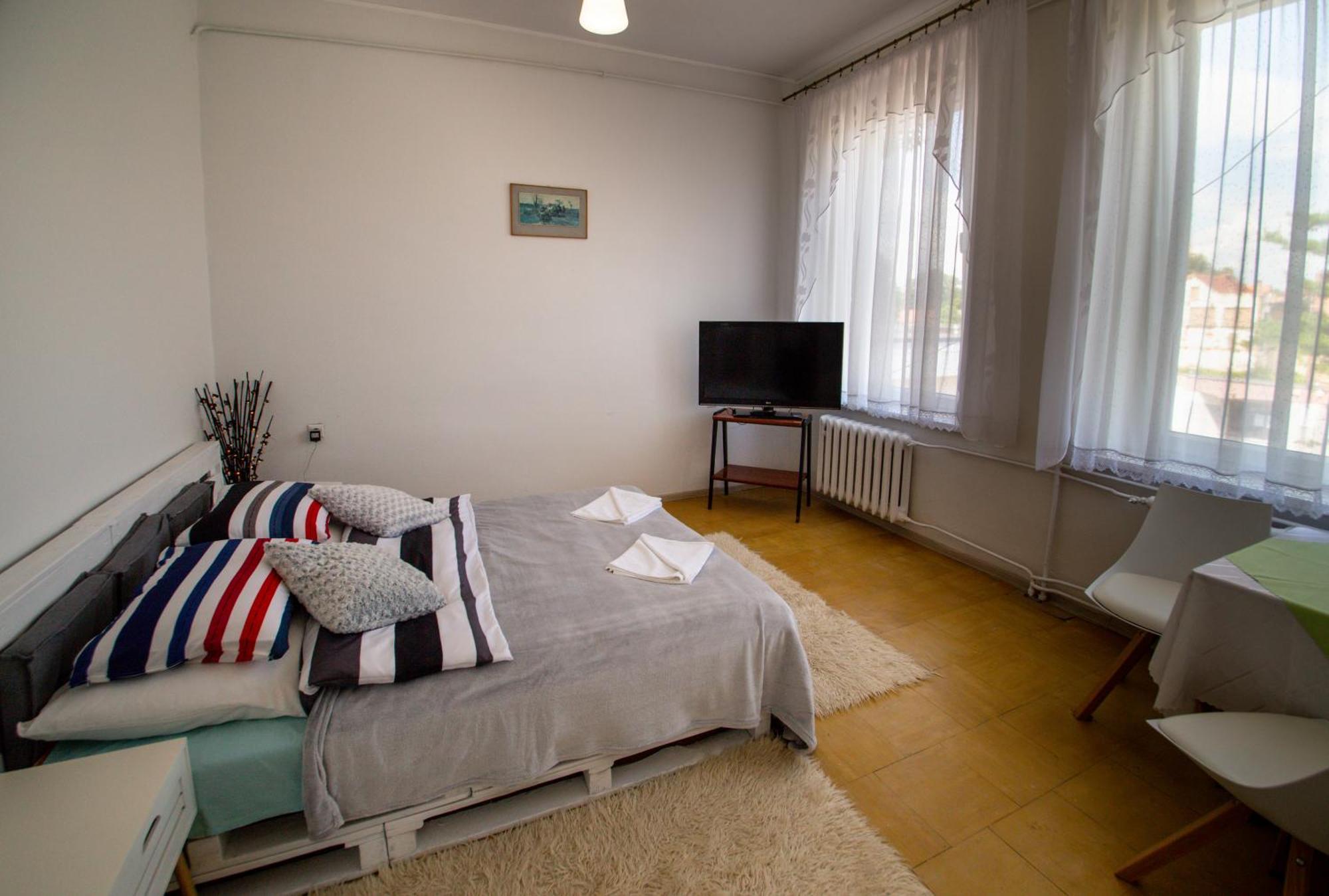 Zajazd Grodek Bujak Robert Naclegi I Restauracja Grodkow  ภายนอก รูปภาพ